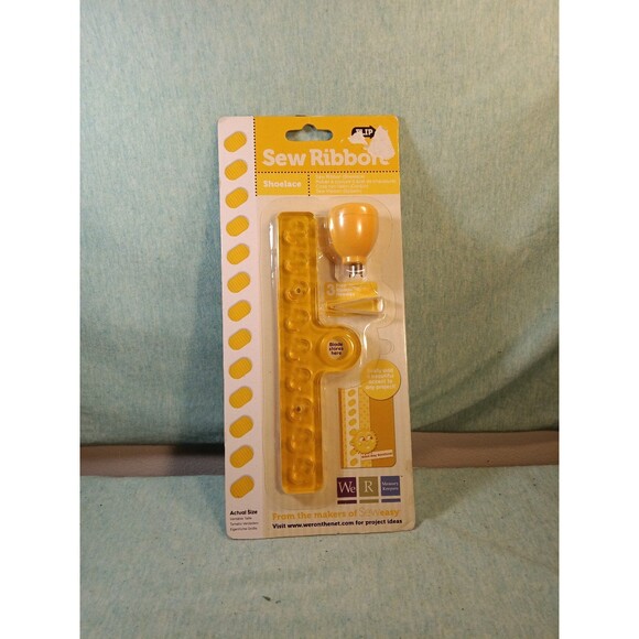 We R Memory Keepers Sew Ribbon Shoelace - Scrapbooking Craft Stitching Tool NEW - Picture 1 of 2